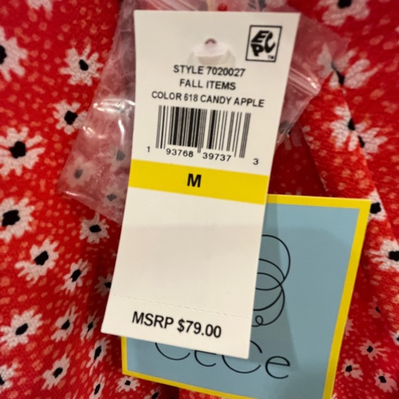 NWT Long Sleeve Flower Top - Picture 2 of 4
